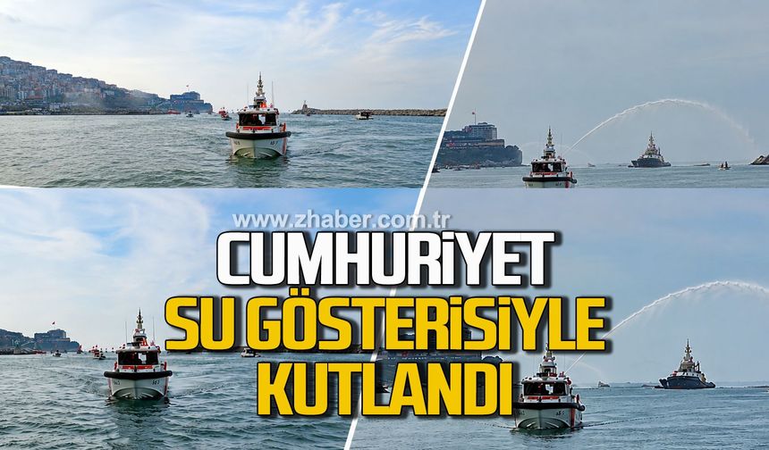 Cumhuriyetin 103. yaşı su şovuyla kutlandı