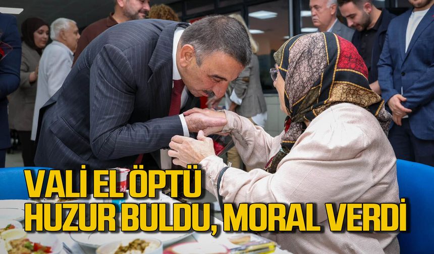 Vali Osman Hacıbektaşoğlu Huzurevi’nde huzur buldu, büyüklere moral verdi