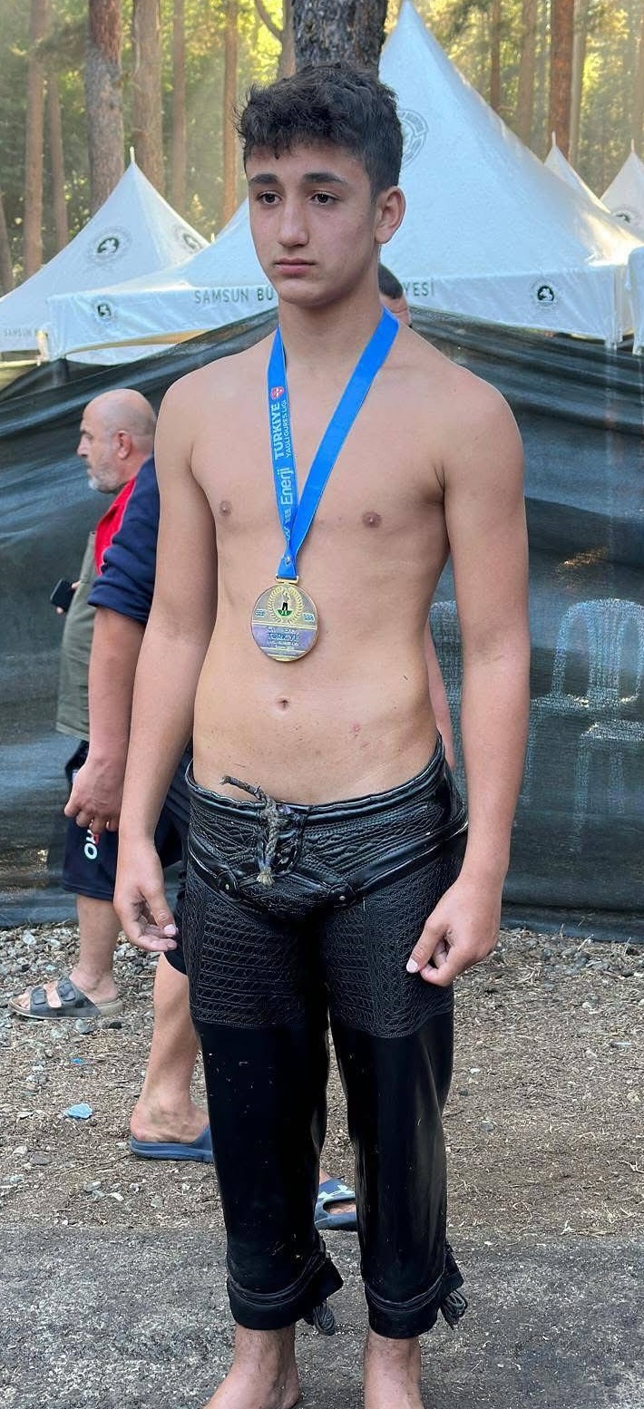 529987361 18009151934787721 6358231185447324687 N