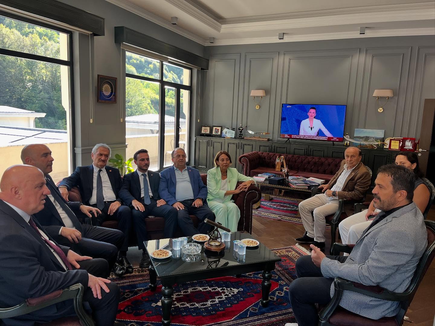 540076374 17980260845894761 8589780451079697888 N