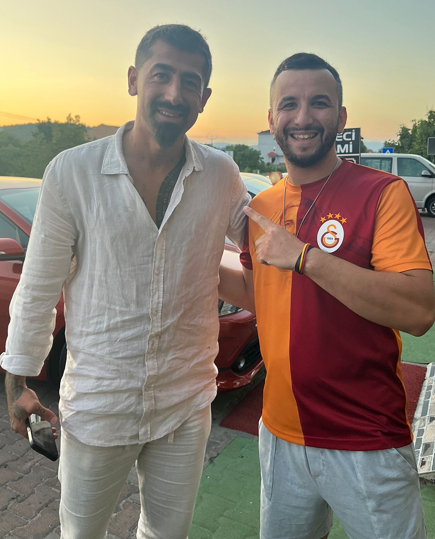 Ed7Eda28 B08C 4B94 Ae5F 6243A5Be2676