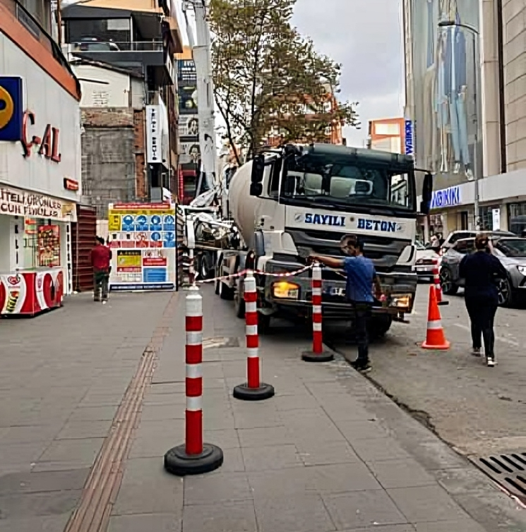 0592Ea47 Eb3D 4Bf6 8A4F C144662C2E86