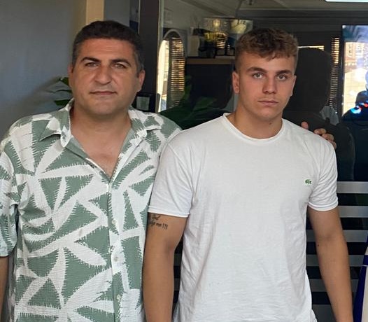 1255Dd62 39Ef 4305 Bf10 8200381C9D08