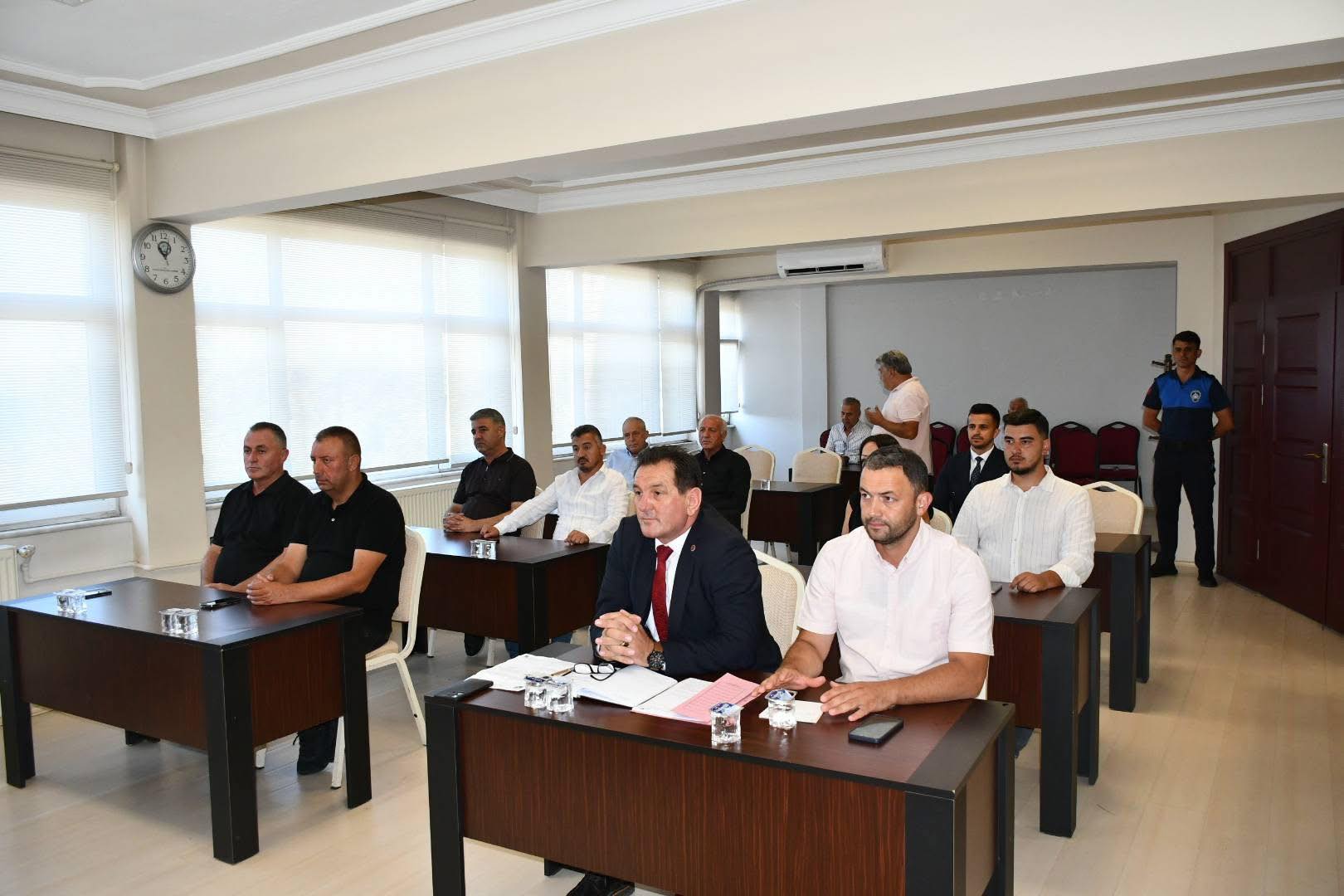 540696907 10163436905387904 3428929646683372535 N