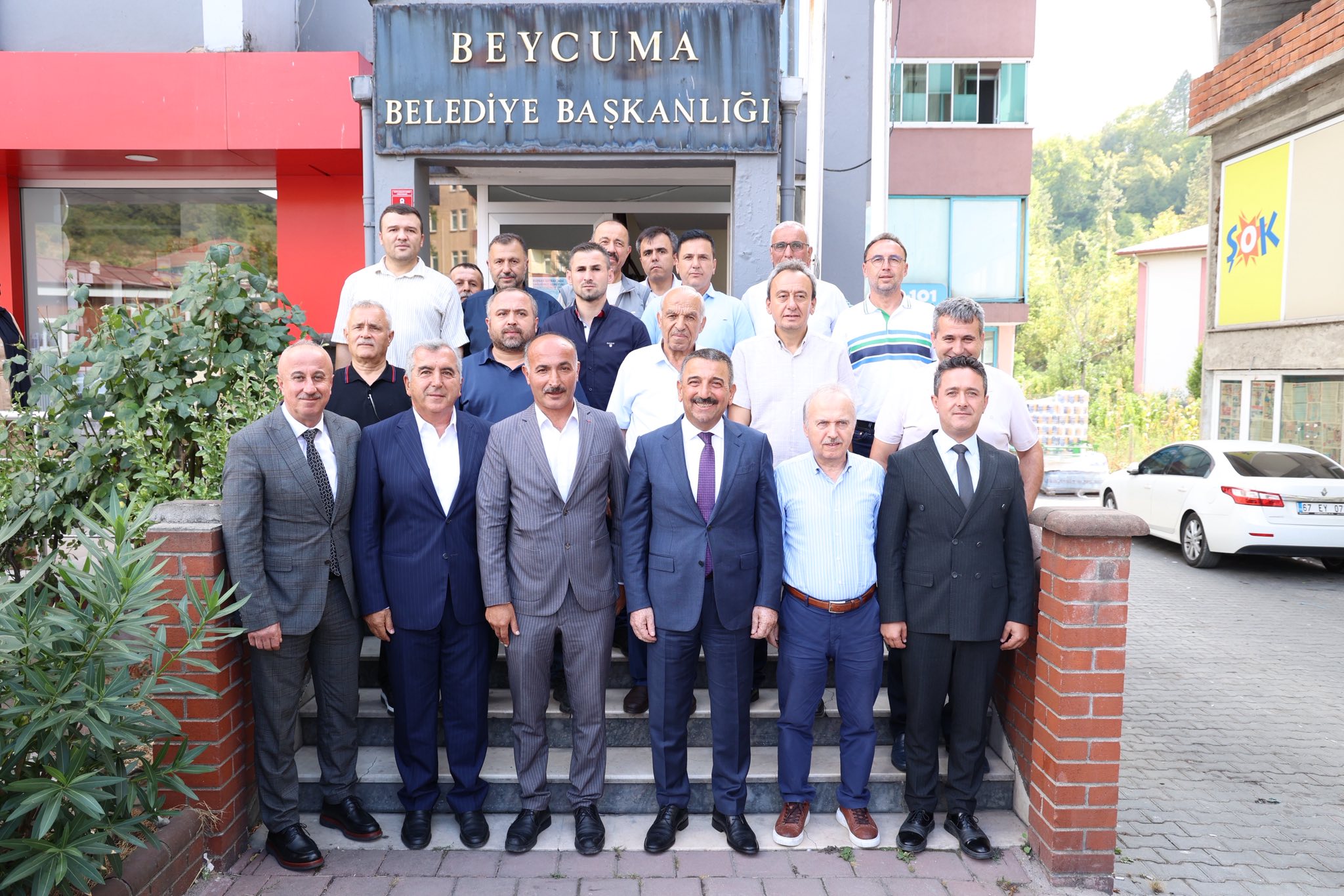 541056592 1189319059903432 4099767472940202548 N