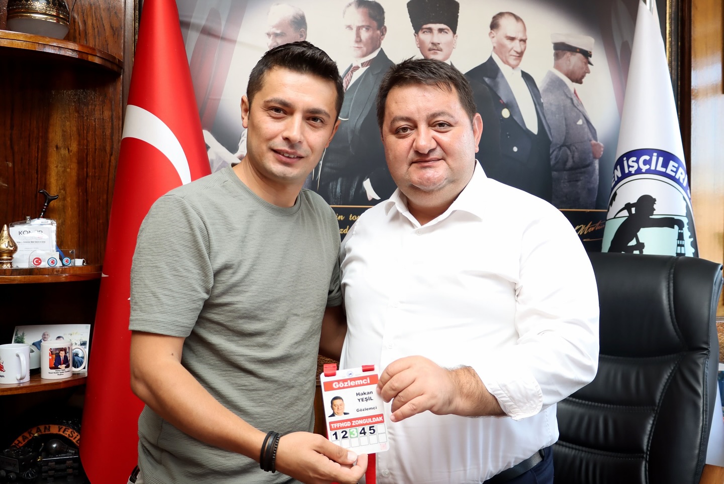 548974454 18384664456135285 9181290177070210 N