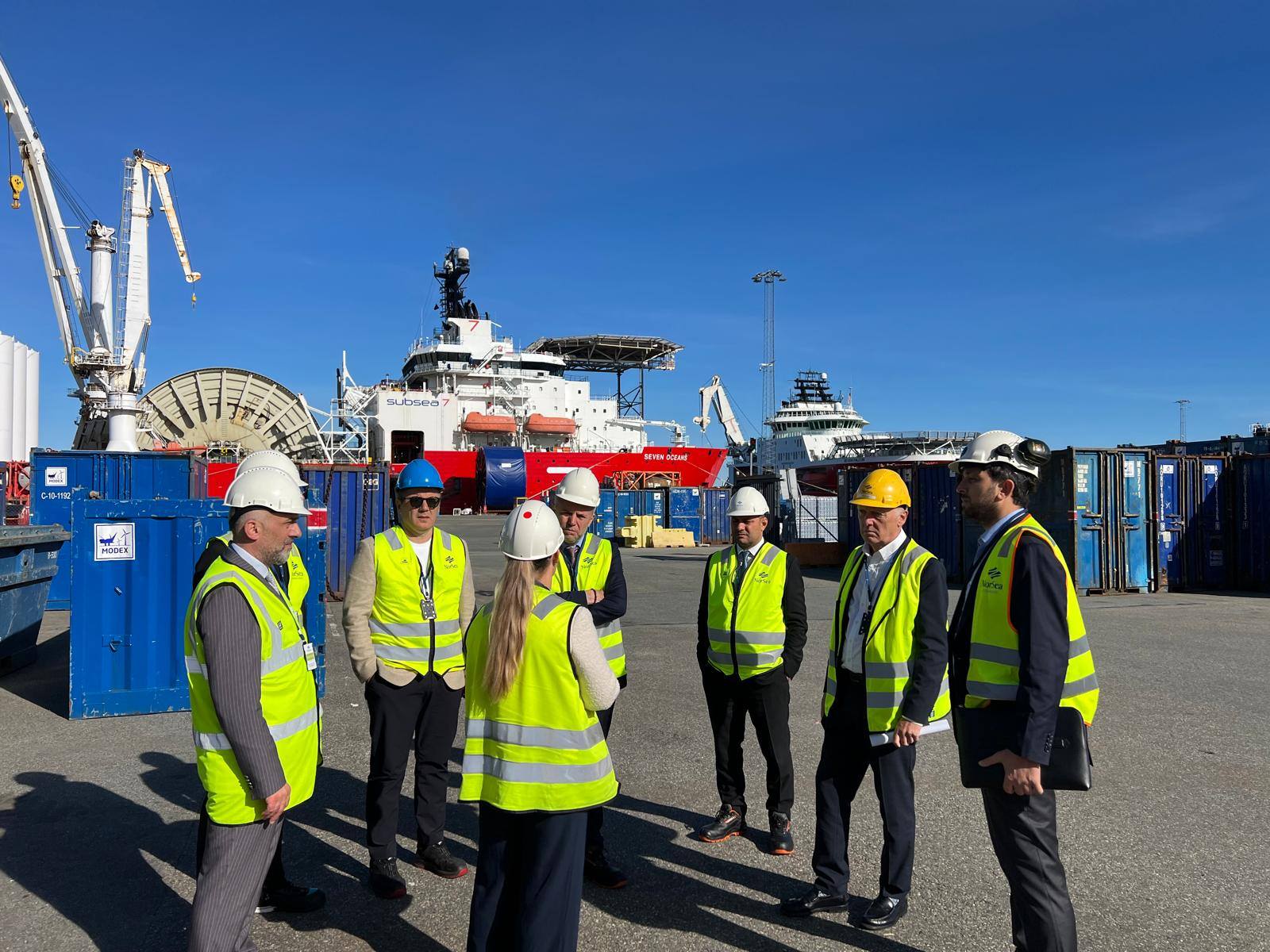 552818831 1853265858562427 3028674154751029856 N