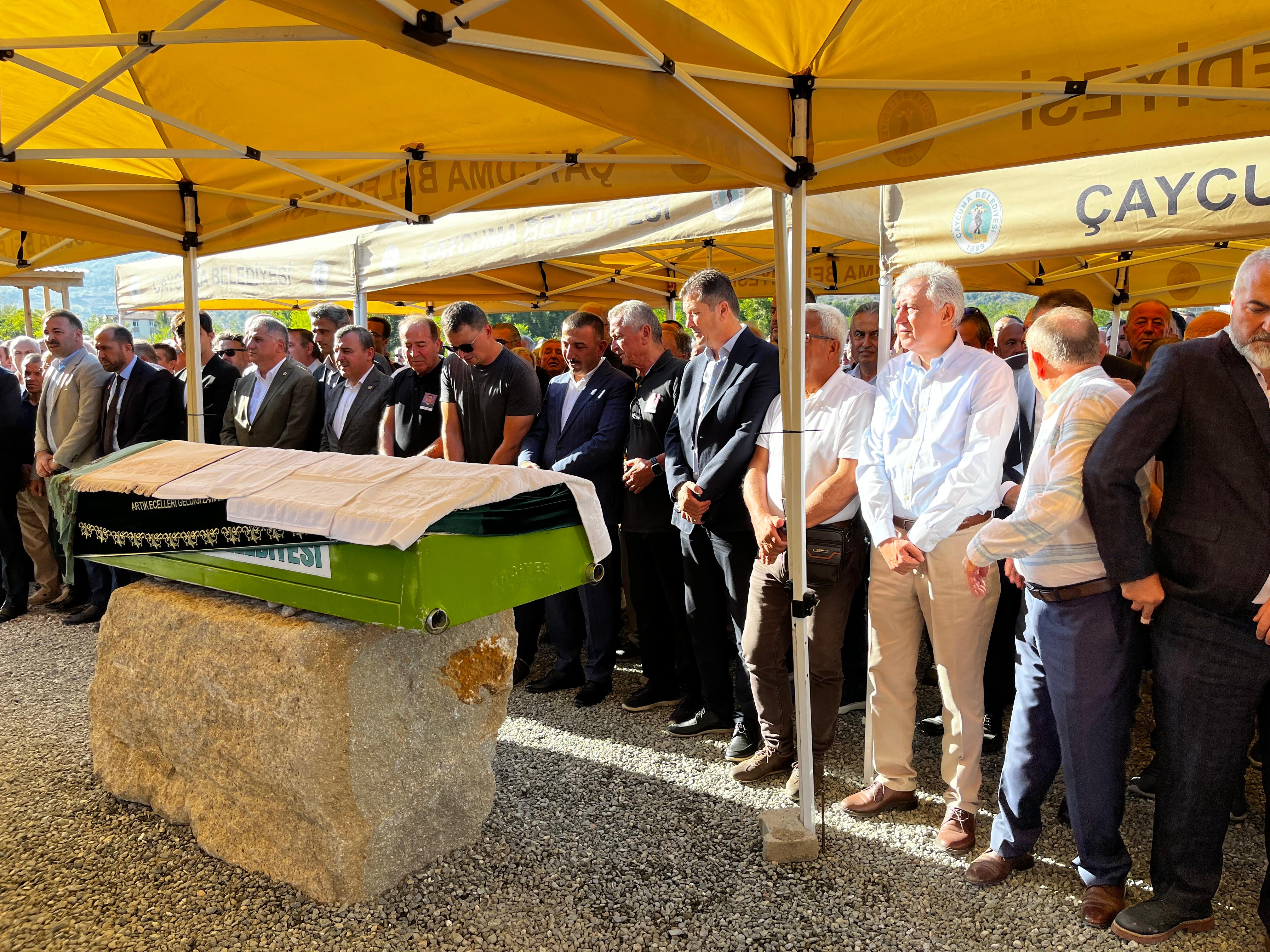 I M G 20250914 W A0125