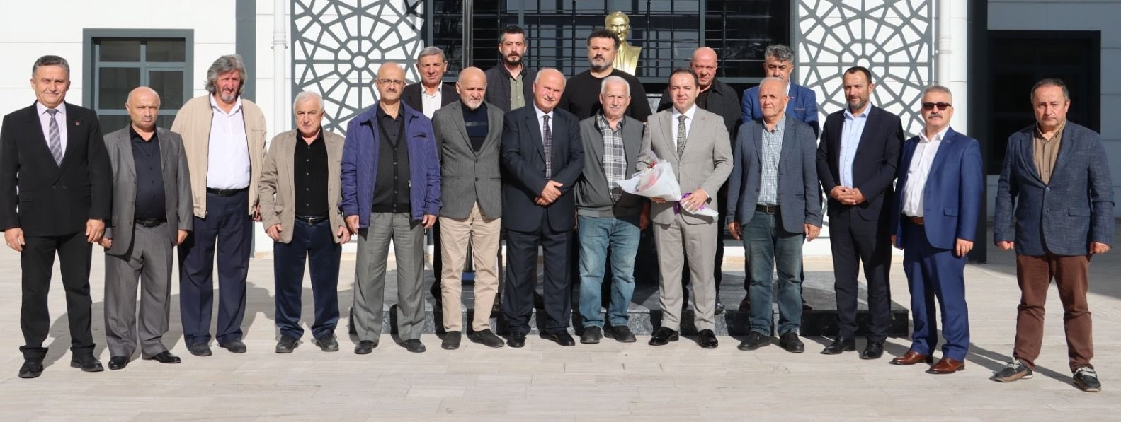 566232267 2563130647374327 6212345965971565315 N