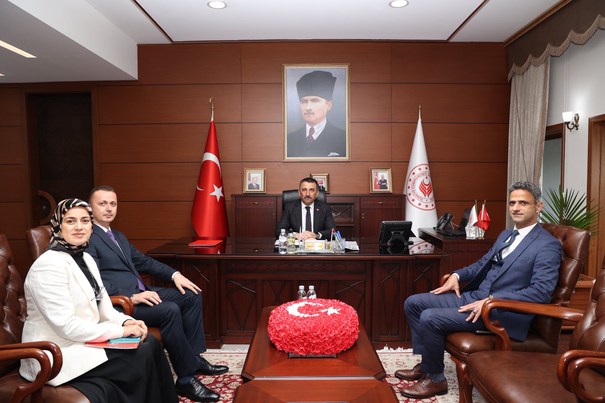 571162877 1234971208671550 73025681985452450 N