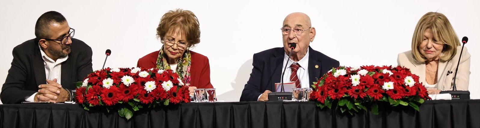 573081454 1233719495452329 4328382263882733535 N