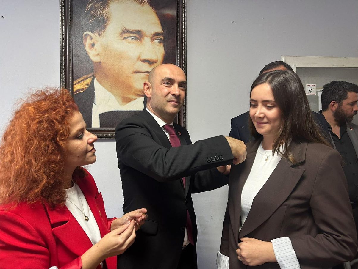 573432487 18530885896024021 8082841757213541280 N