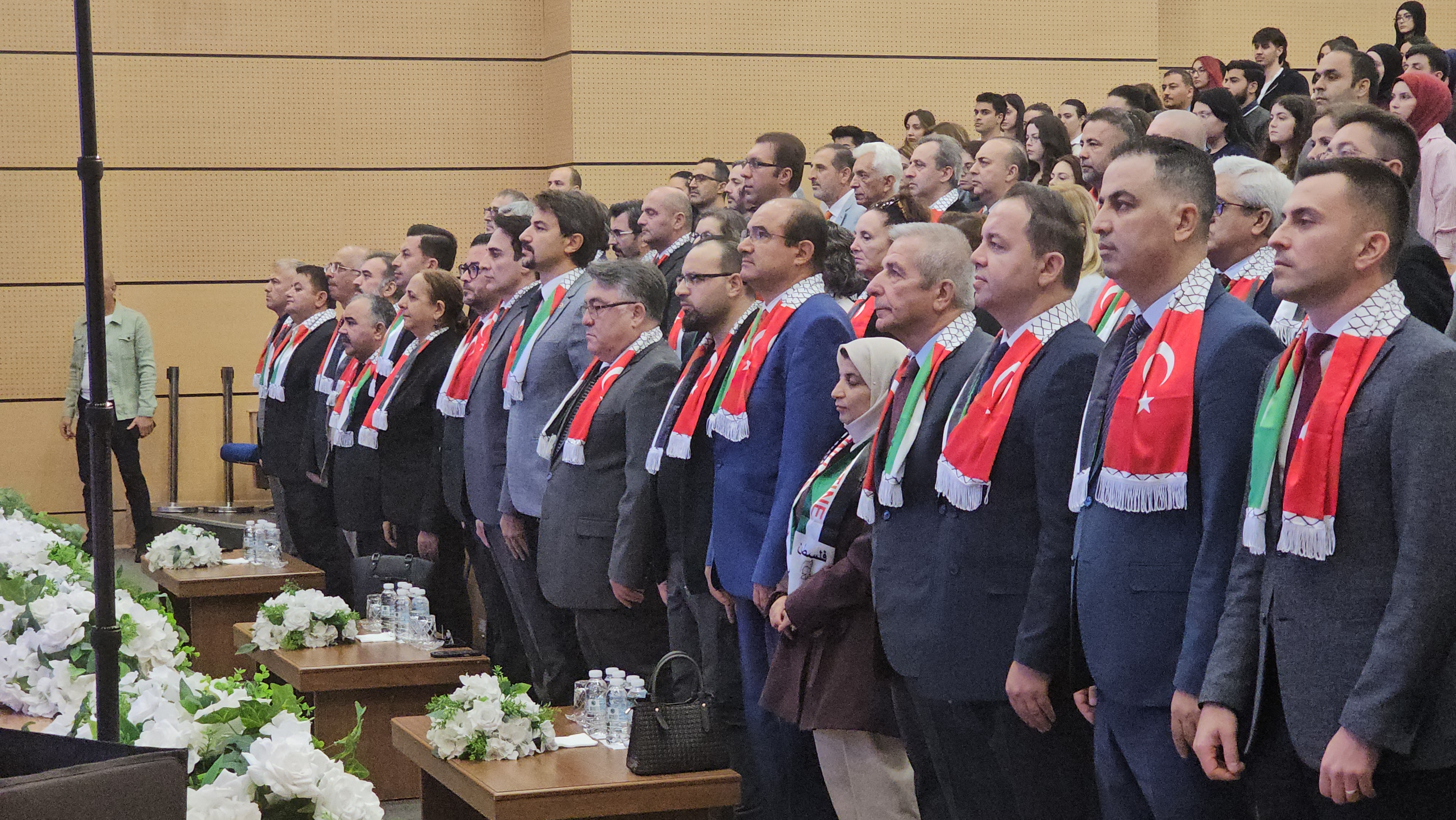 G A Z Z E L I H E M S I R E Y A S A D I K L A R I N I A N L A T T I 949787 282007