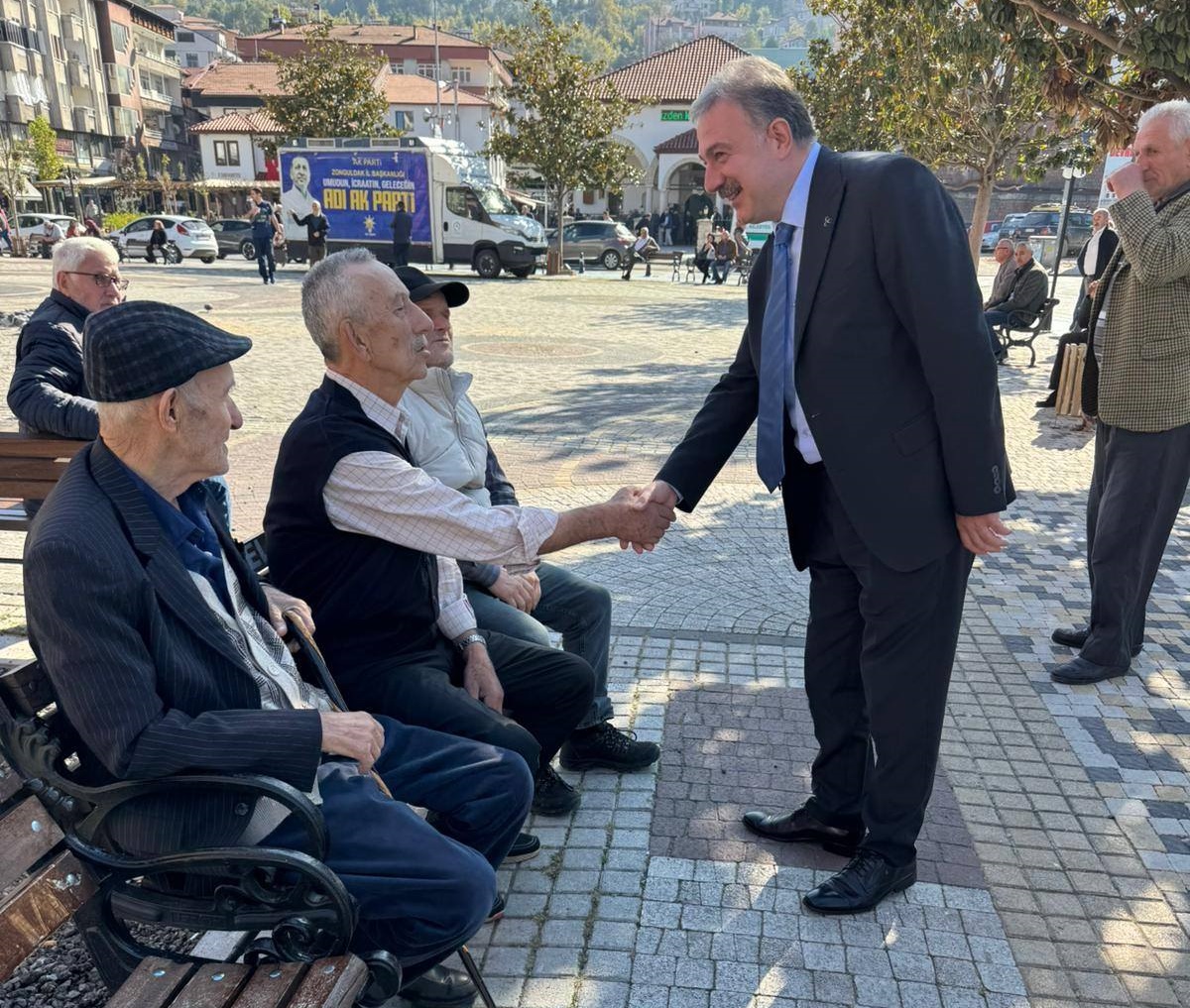 575186299 122143789742654591 1855372250436457671 N