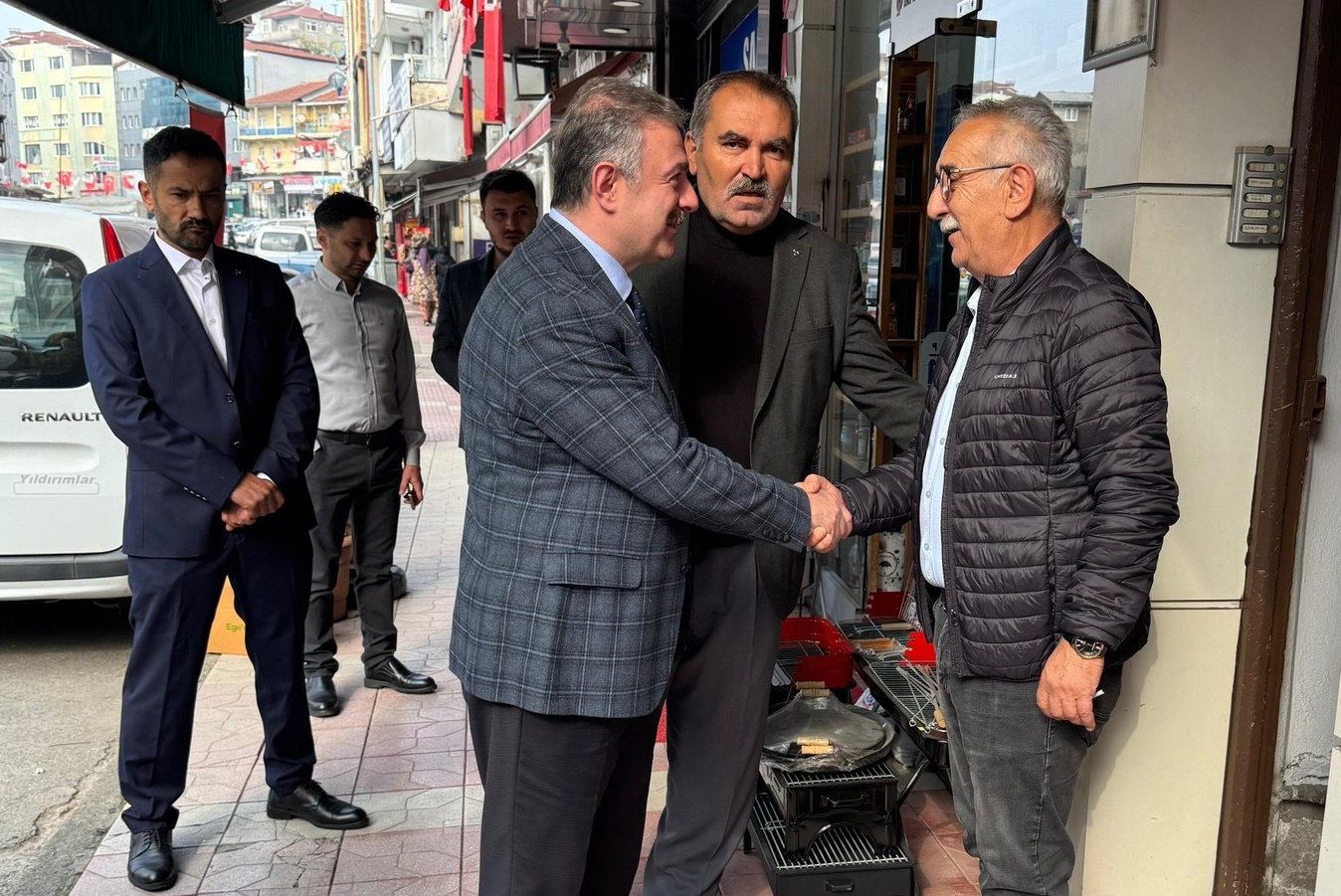 576953253 122143871234654591 8979804989187273461 N