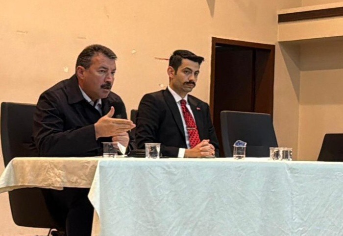 587796081 1261214582706000 915605704404197199 N