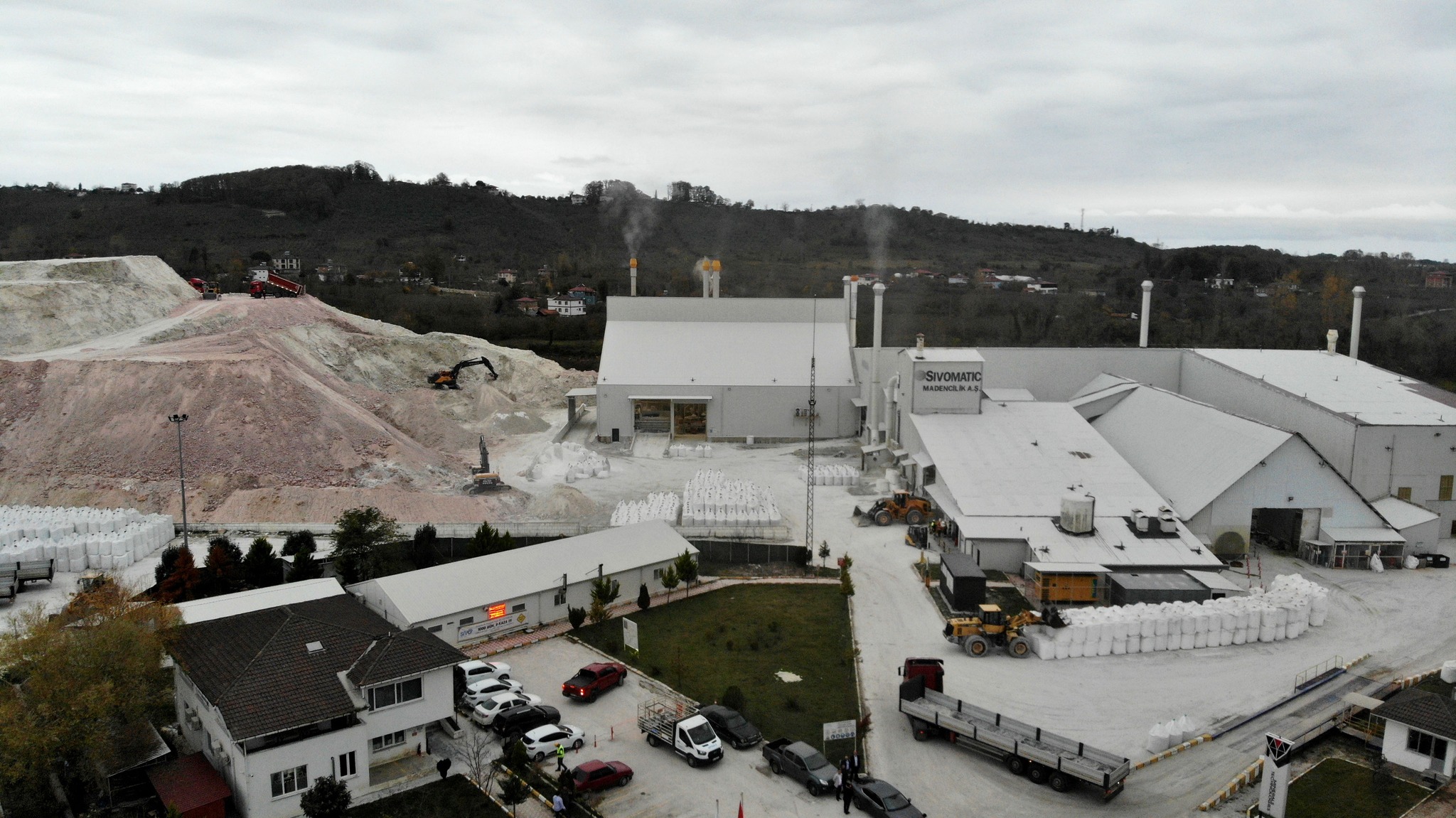 588827611 856656717116379 7161593804690935839 N