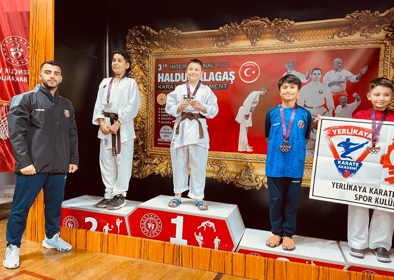 Whatsapp Image 2025 11 17 At 16.02.47