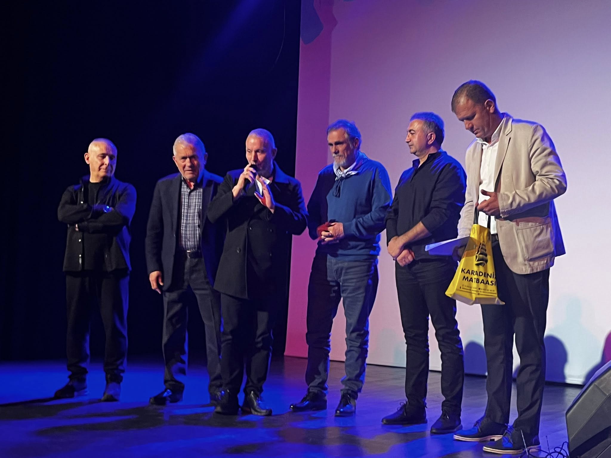 591891292 861226413326076 1987164488852276364 N