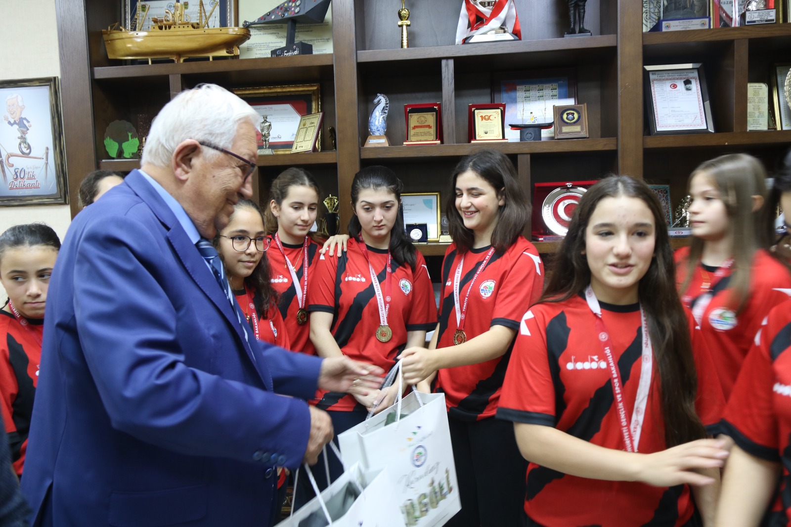 Whatsapp Image 2025 12 12 At 11.06.20