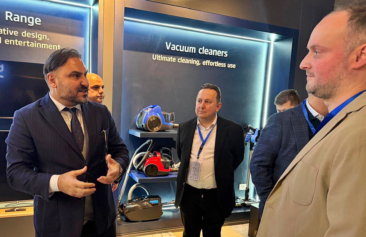 616567921 4013635048780317 74944071416208152 N