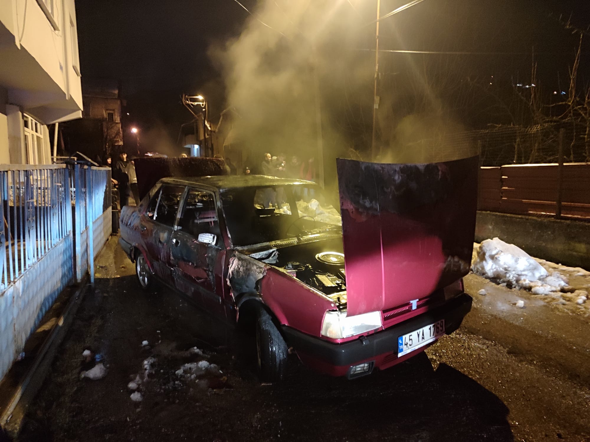 P A R K H A L I N D E K I O T O M O B I L Y A N D I 1098213 325981