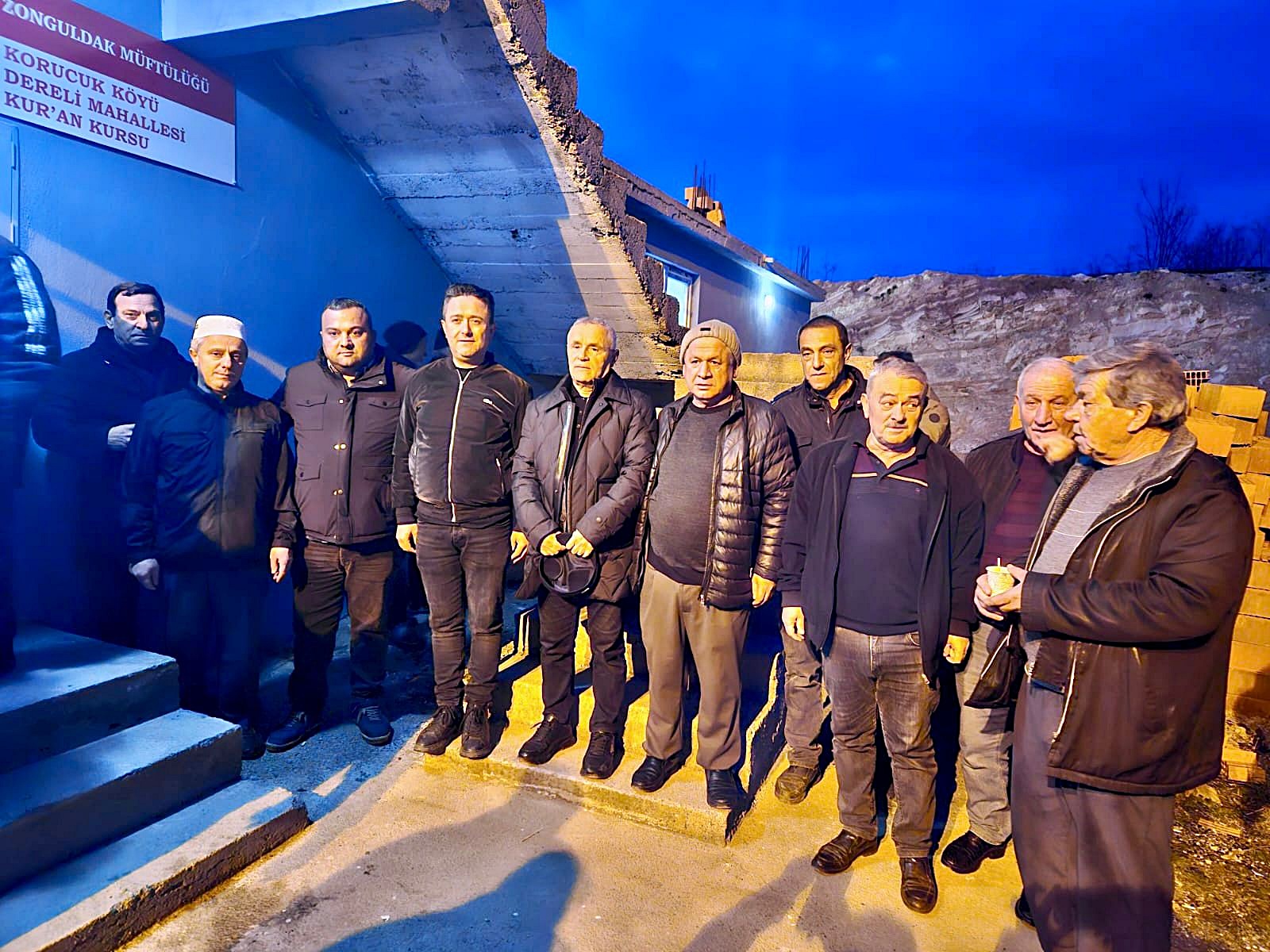 1E370E0F F3E7 4Bef B7D8 5A15B8F10F65