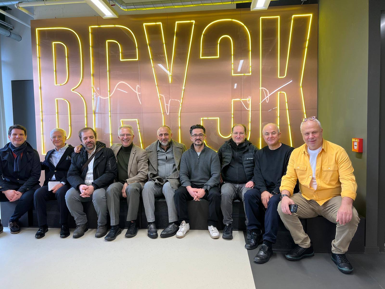 633890154 1964235304132148 6575477948246351300 N