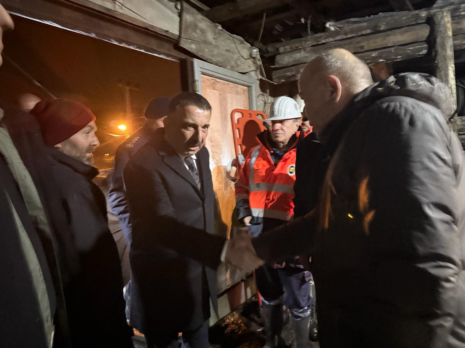 637937789 1328652159303454 587646716694918172 N