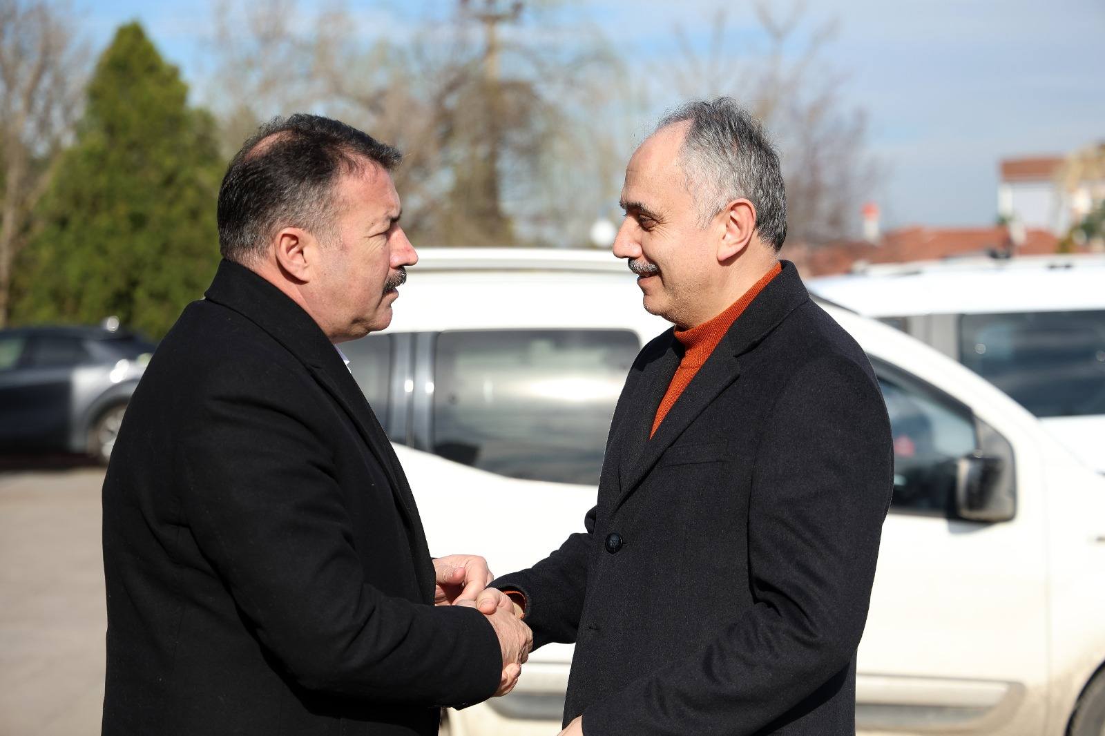 637992455 1335155901978534 1078085574897814034 N