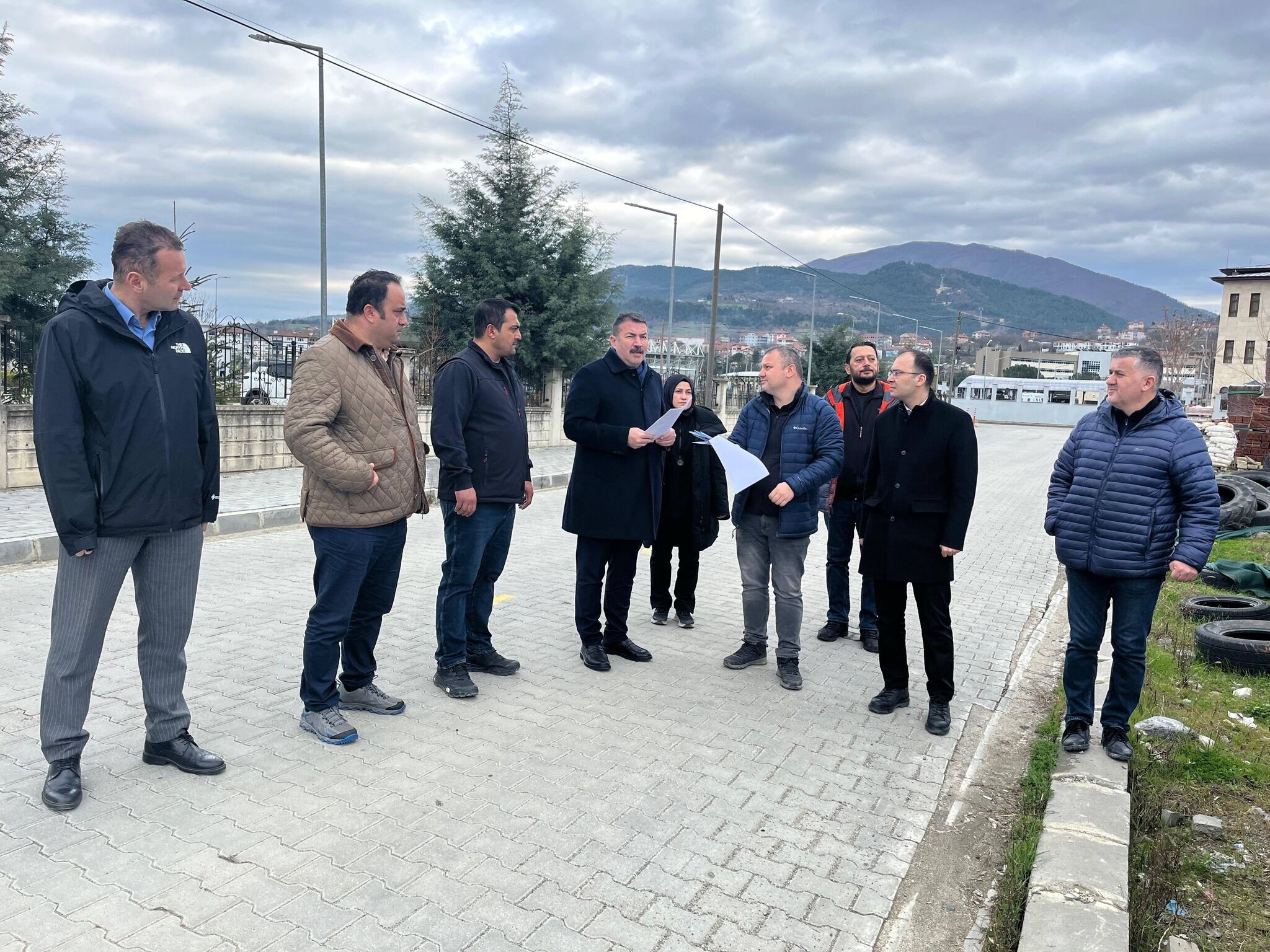 640927155 1338463614981096 4481472484032085943 N