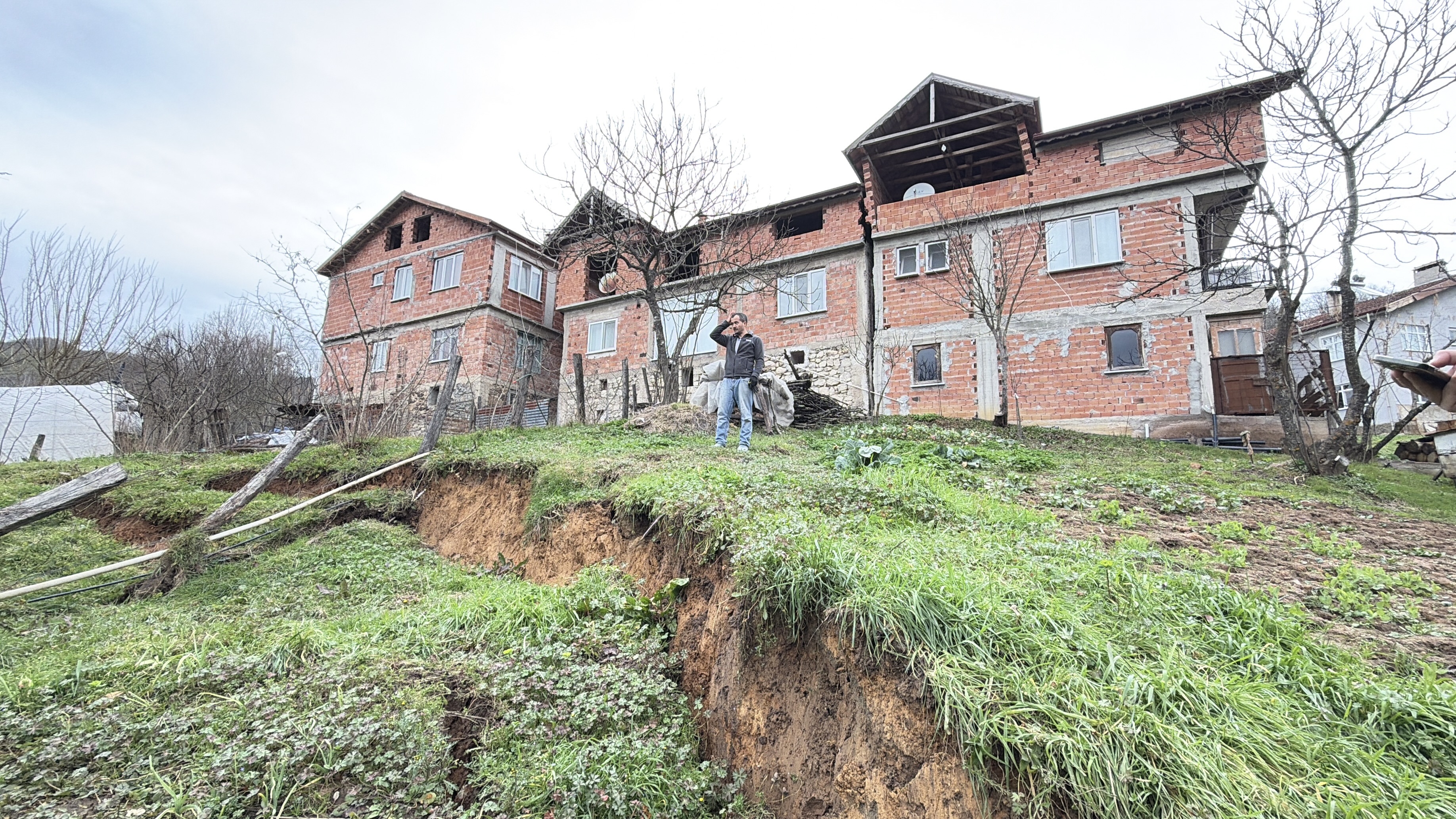 B A R T I N D A T O P R A K K A Y M A S I 3 E V D E C A T L A K L 1153847 342636