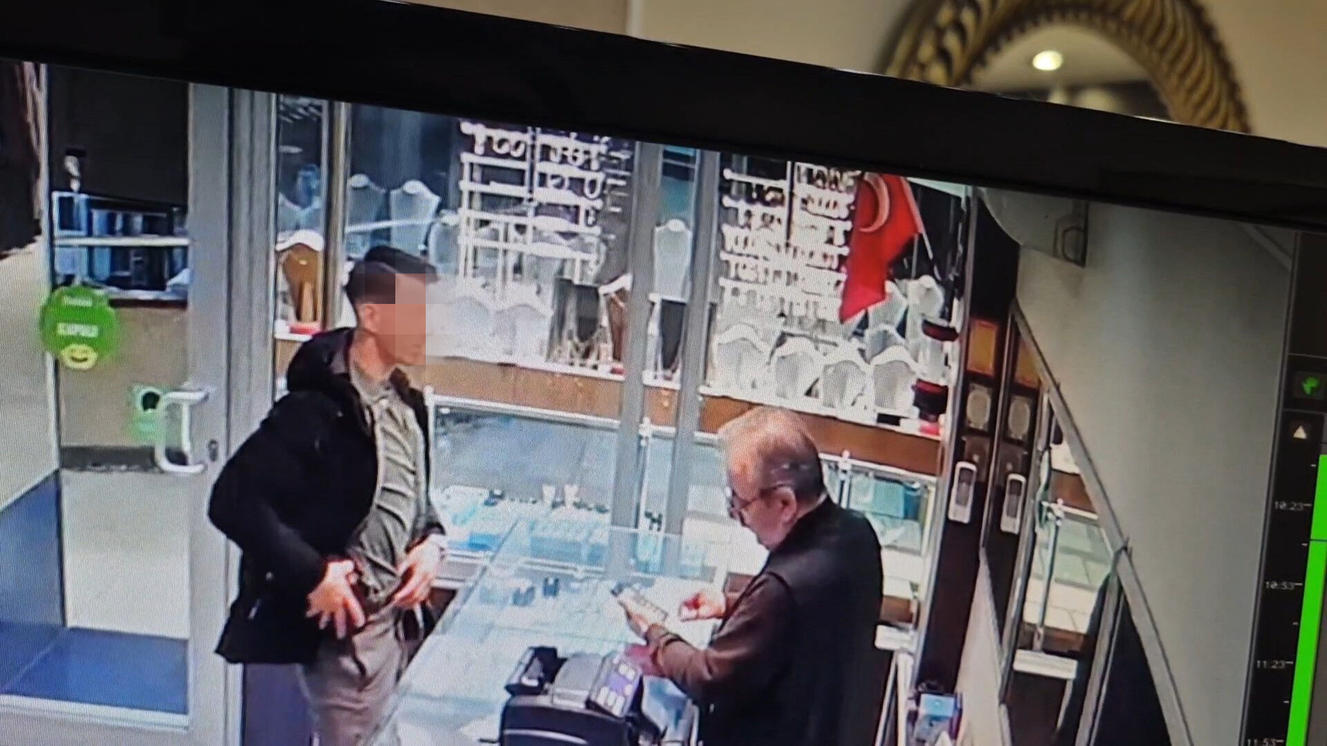 K U Y U M C U Y A J A N D A R M A Y I M D E Y I P S I L A H G O S T 1186321 352464