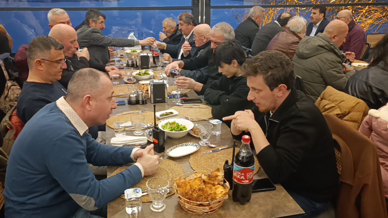 4B9E6581 B5E4 4631 8Cd4 4Aa5Cf0Ed503