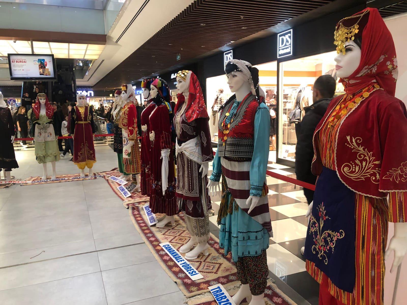 61999148 9093 4917 8B72 1312Aa6Ca60E