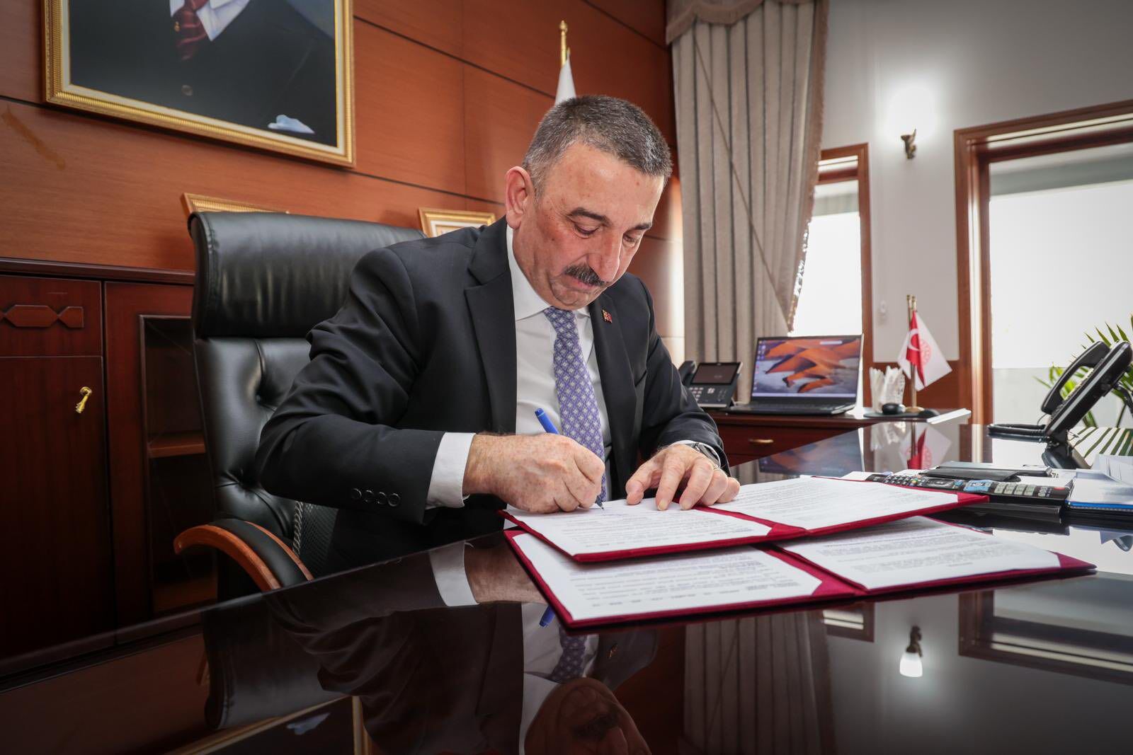 646823878 1342859931216010 7750468635245221061 N