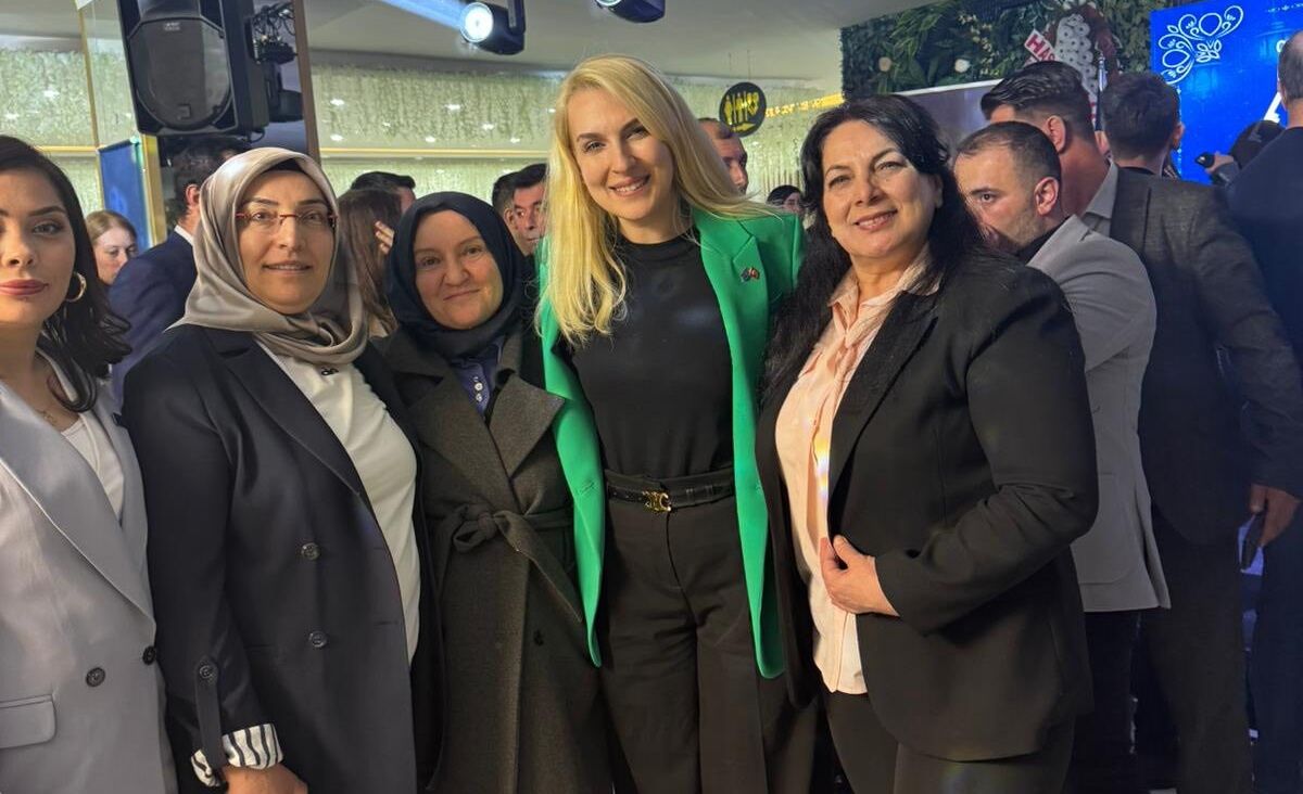 649814865 928765629643999 722634551659586302 N