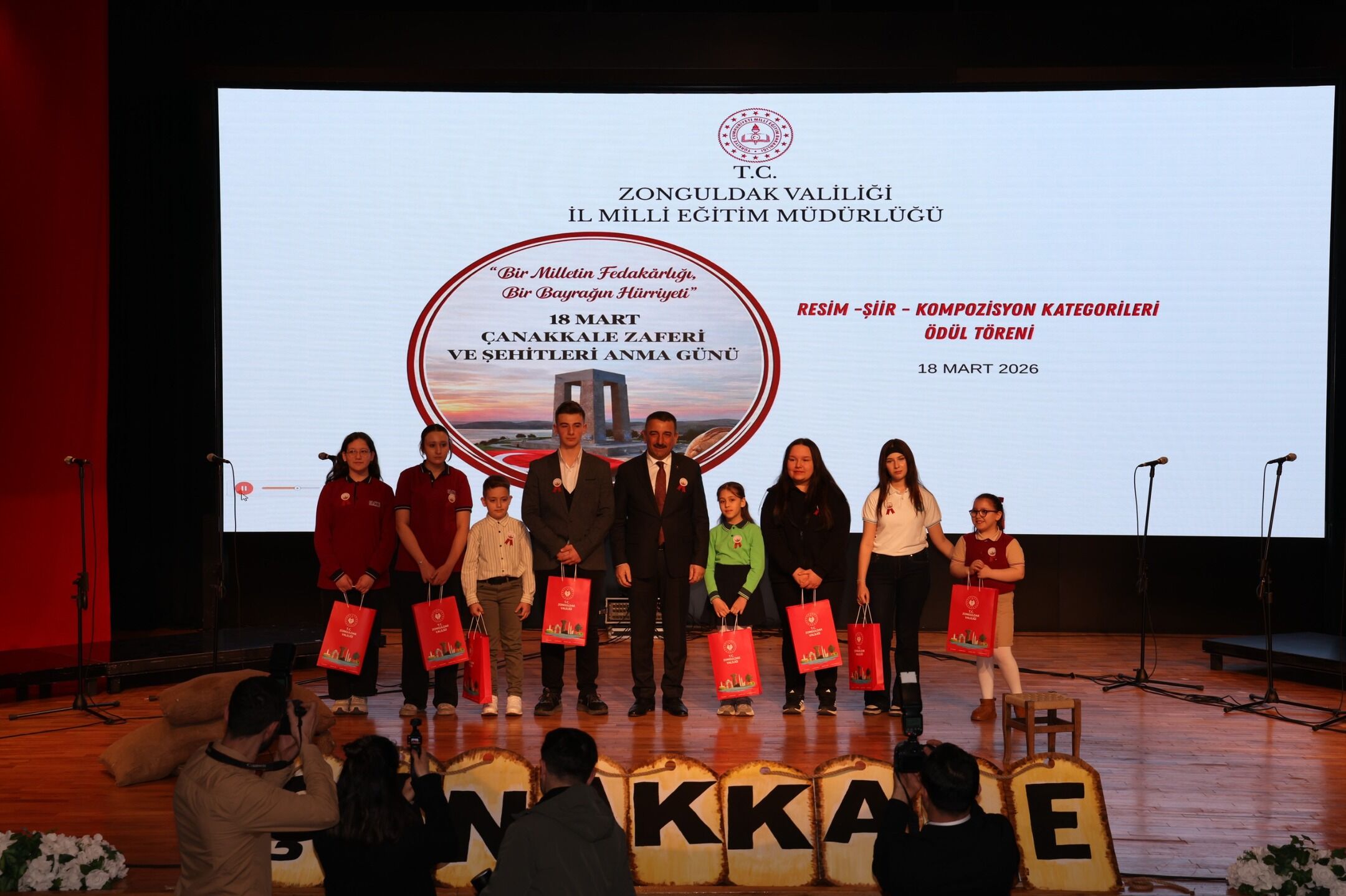 653097967 18569531944000688 130367005165744103 N