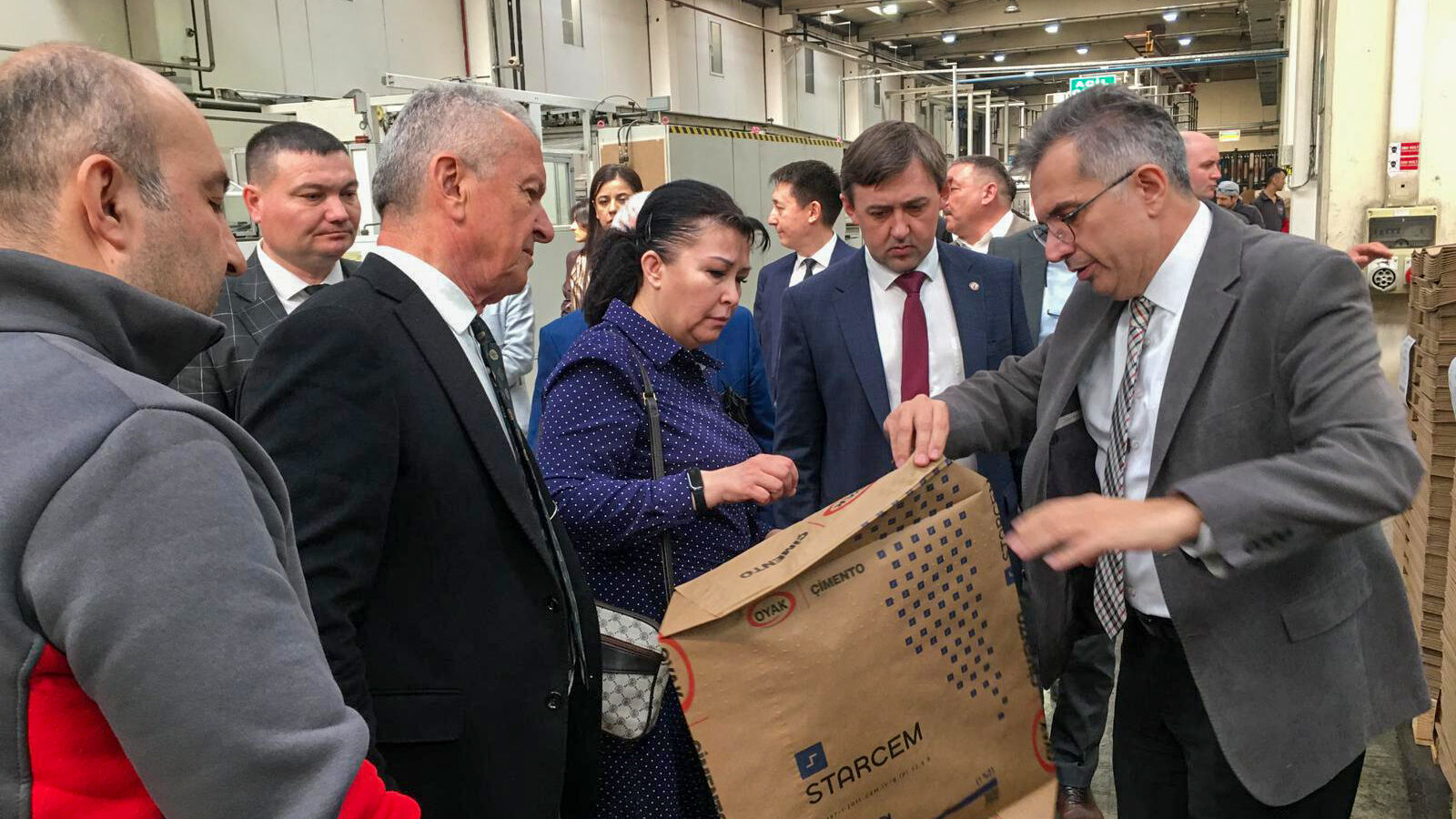 657600900 1439638768191240 2453714810272642138 N