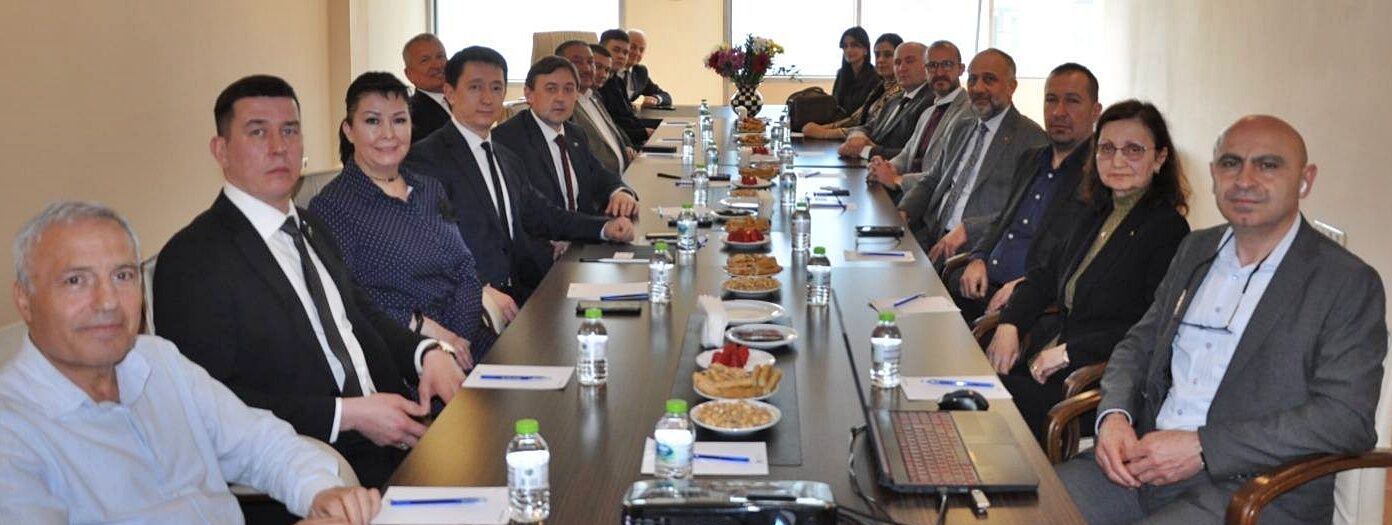 659740466 1998745620681116 1228555189989223622 N