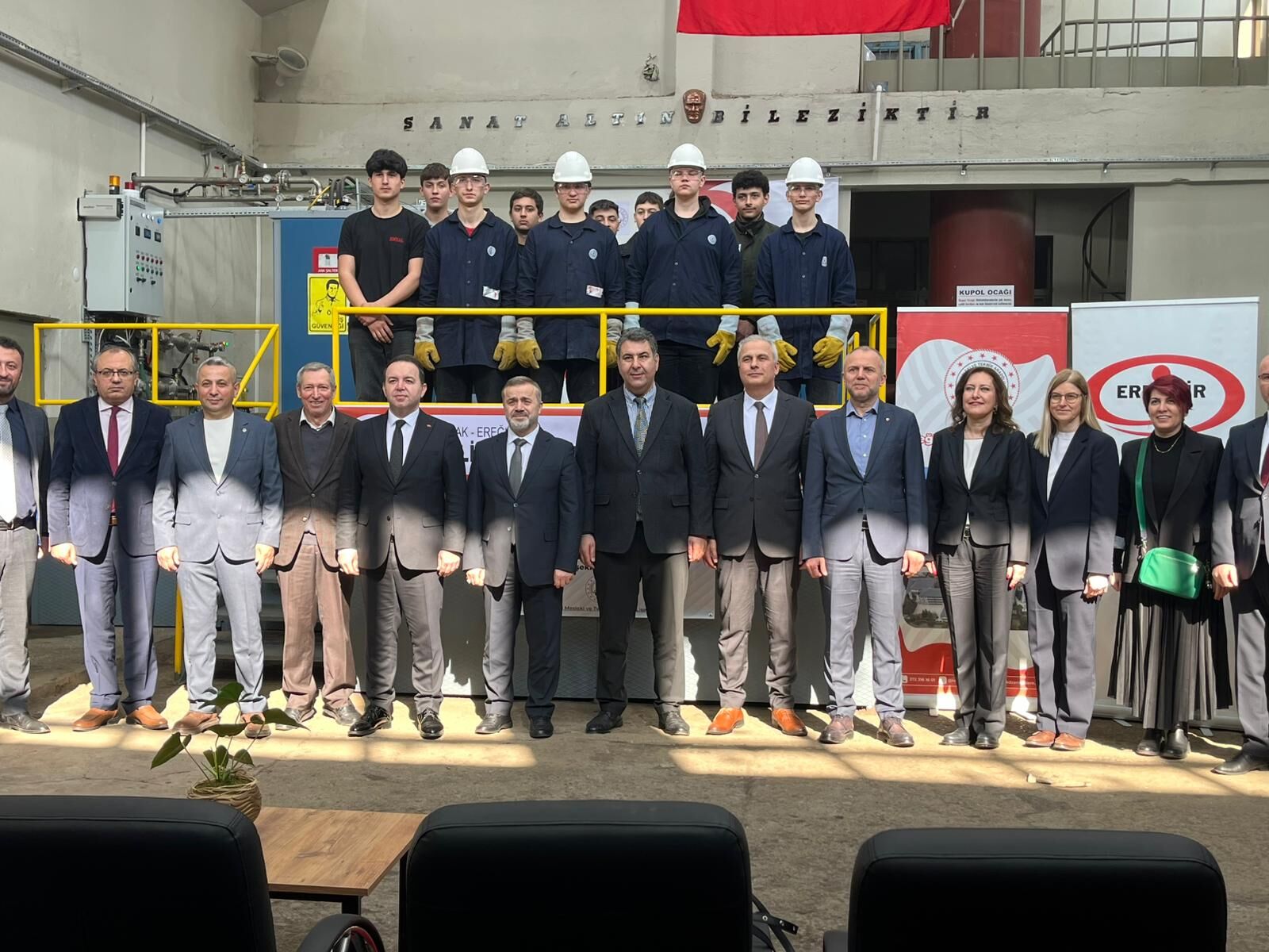 Df052415 4546 476F 9125 21A15737521D