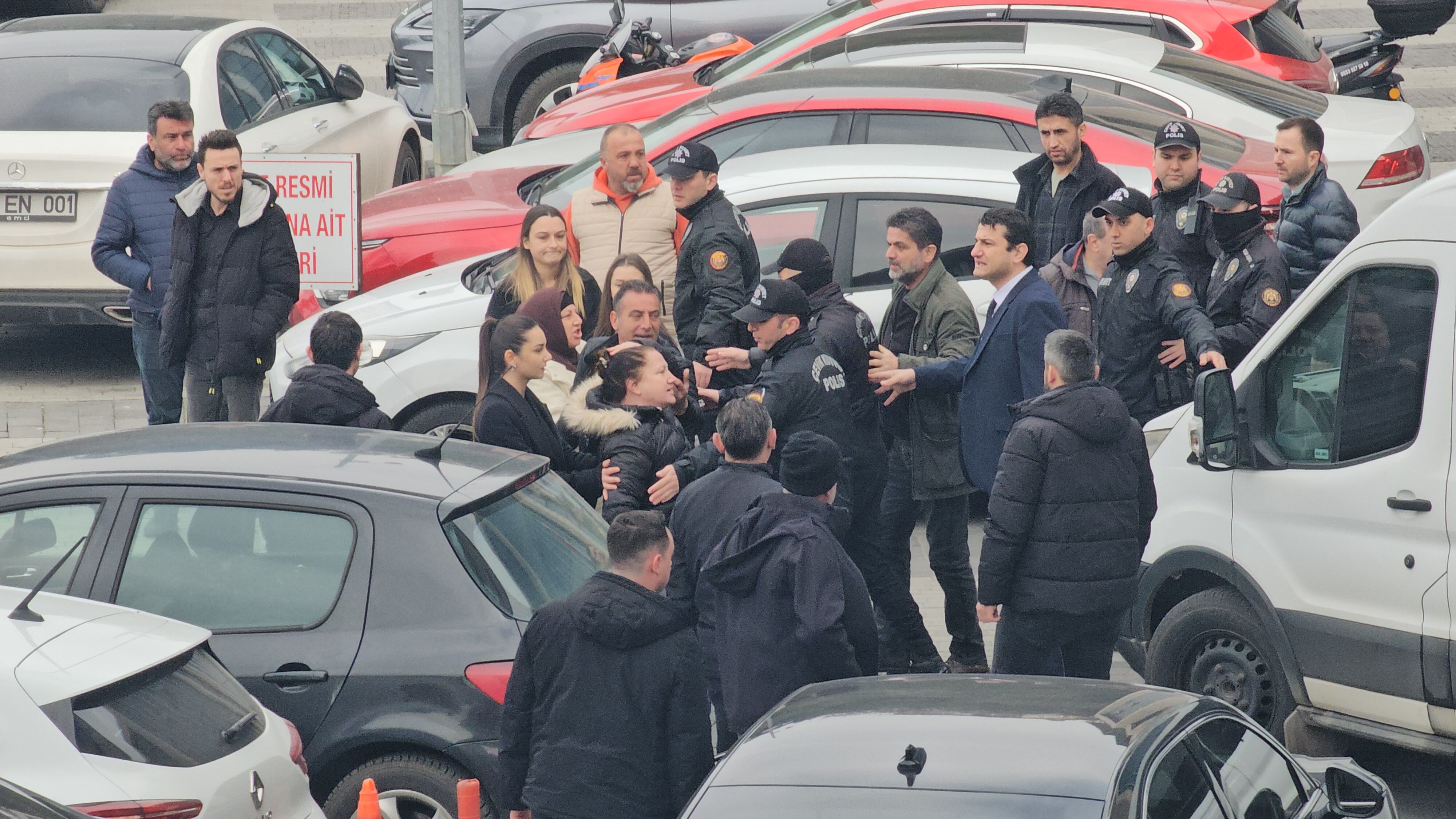 ‘ E S I M E N E D E N B A K T I N’ D I Y E N K I S I Y I O L D U R E 1196910 355904