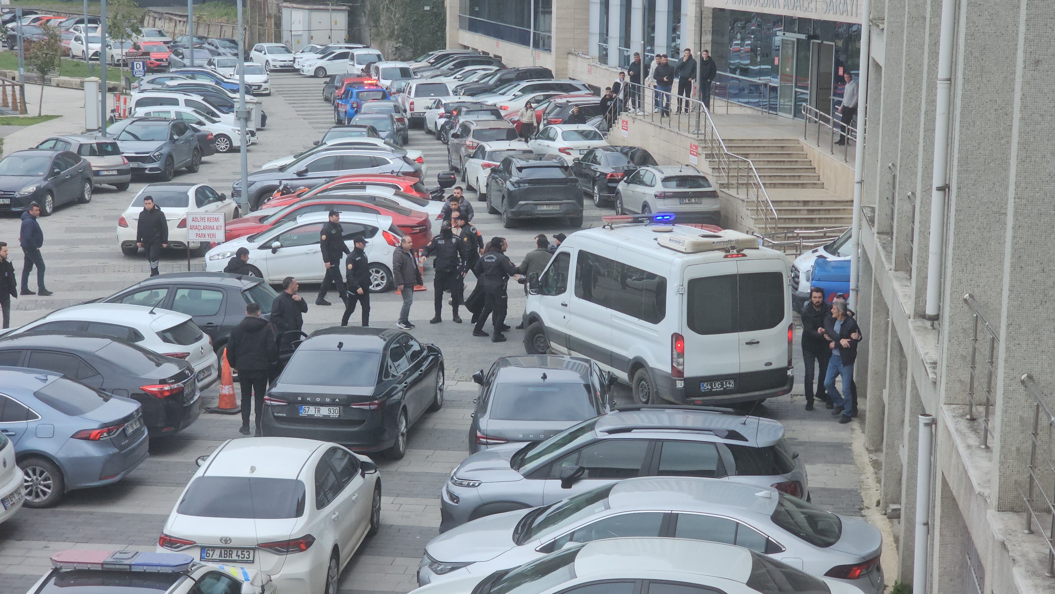 ‘ E S I M E N E D E N B A K T I N’ D I Y E N K I S I Y I O L D U R E 1196913 355904