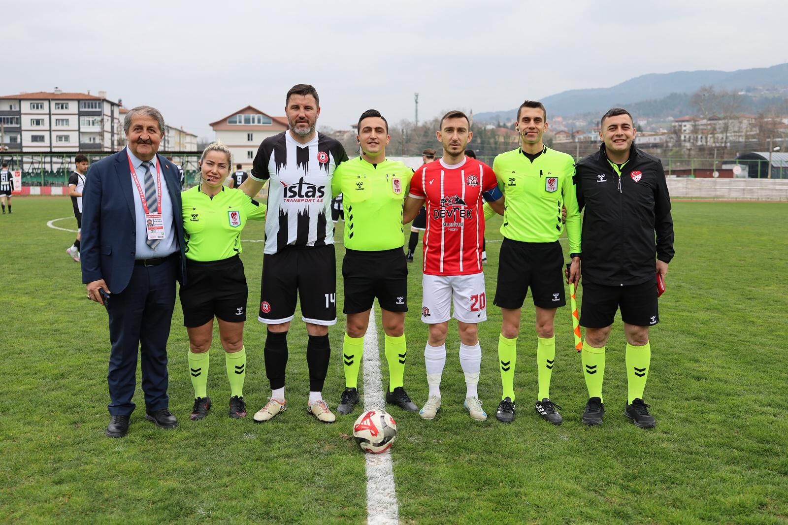 Ec77C751 9446 4104 9890 Cb2F51882648