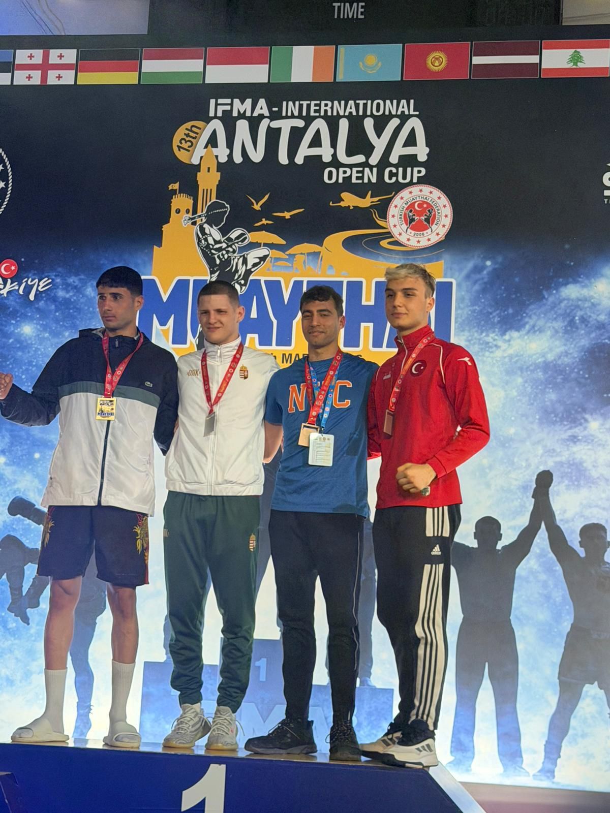 Edfb9614 5D3F 41Fd 8425 01Ca9415E194