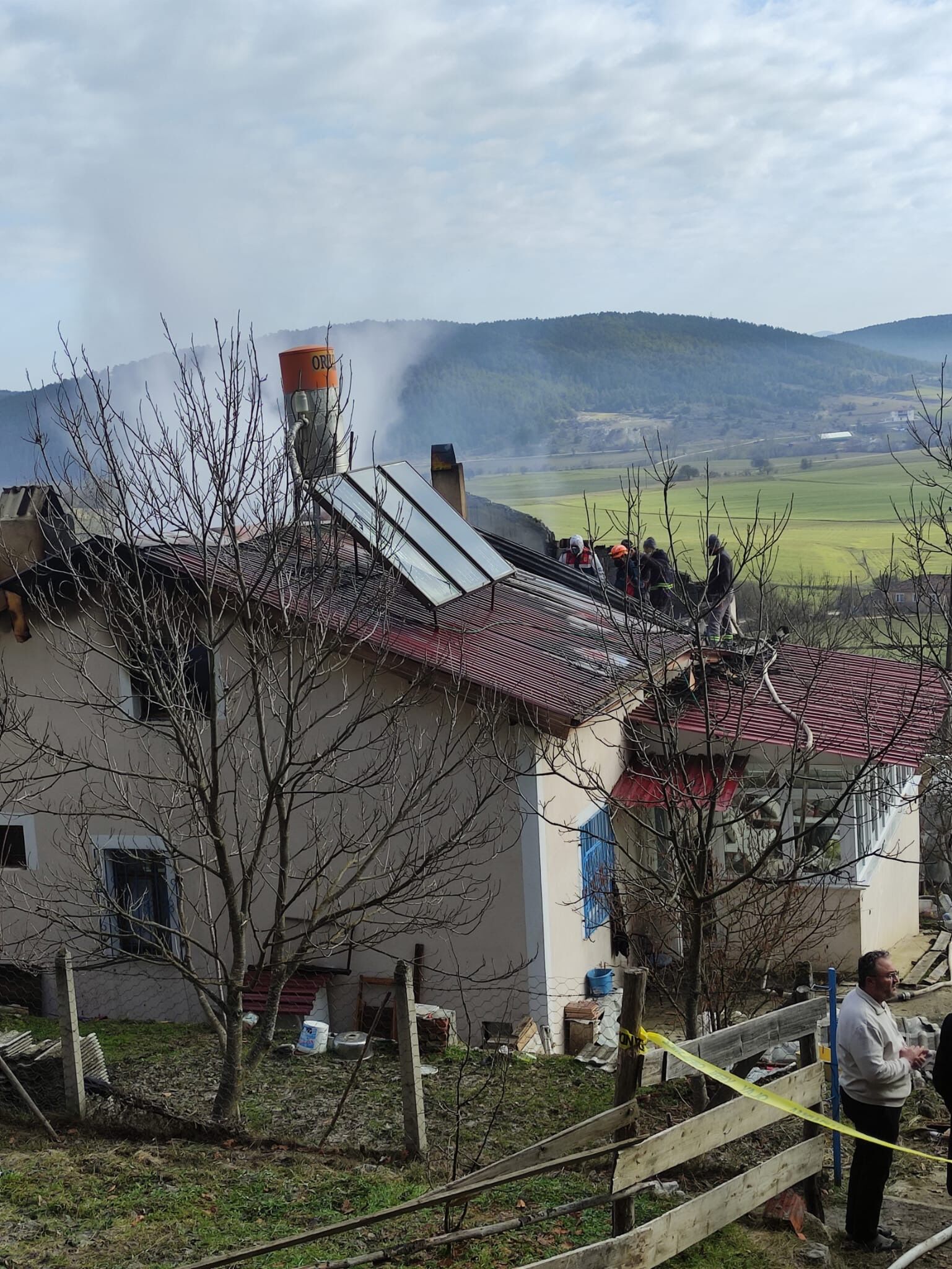 Evde Cikan Yanginda Oldu Esi Yaralandi 1216814 361806 (1)