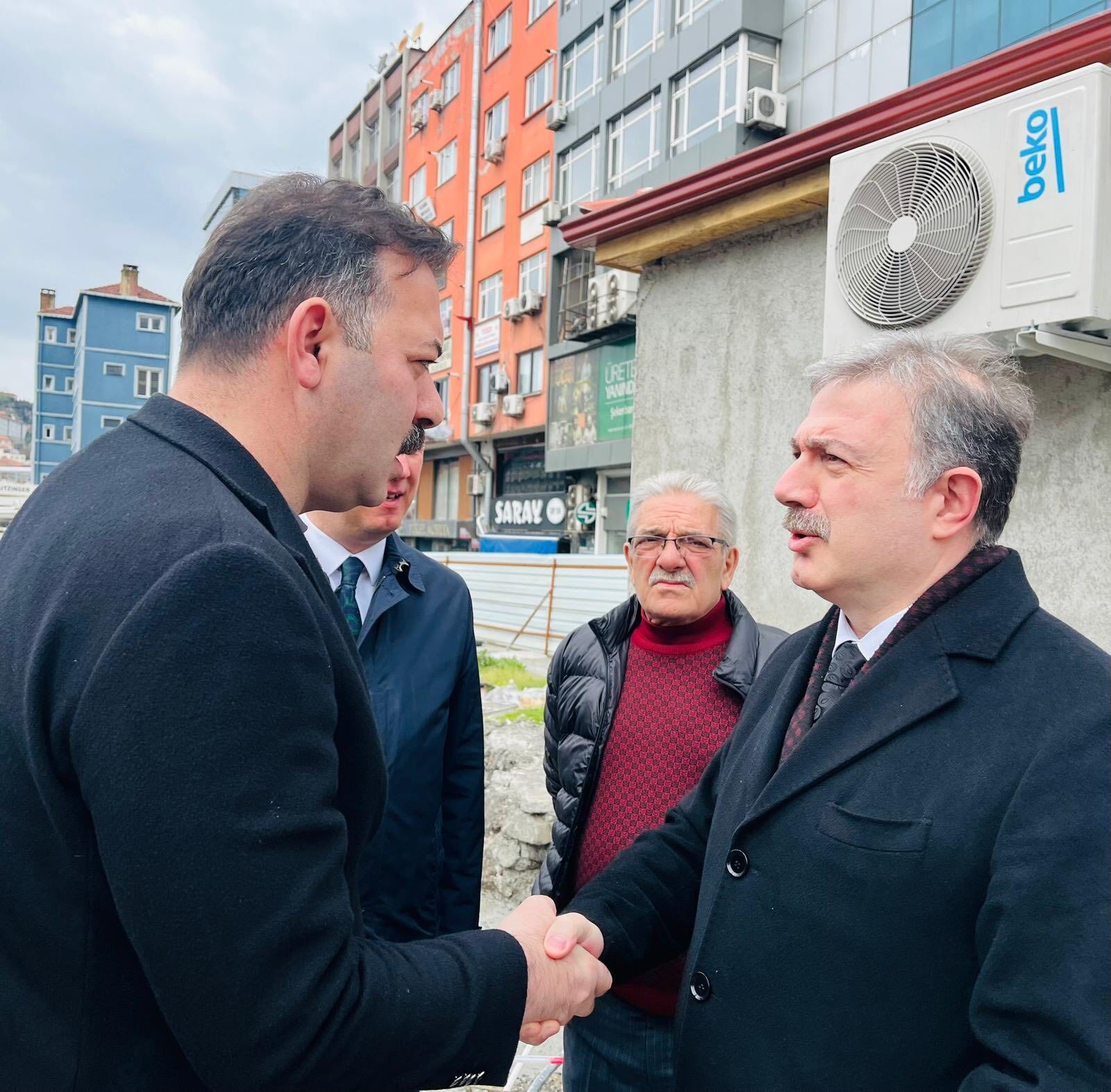 669764553 10235236924758690 553809536491753896 N