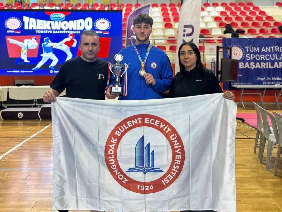 671278398 18578593132000688 1723931107857800399 N