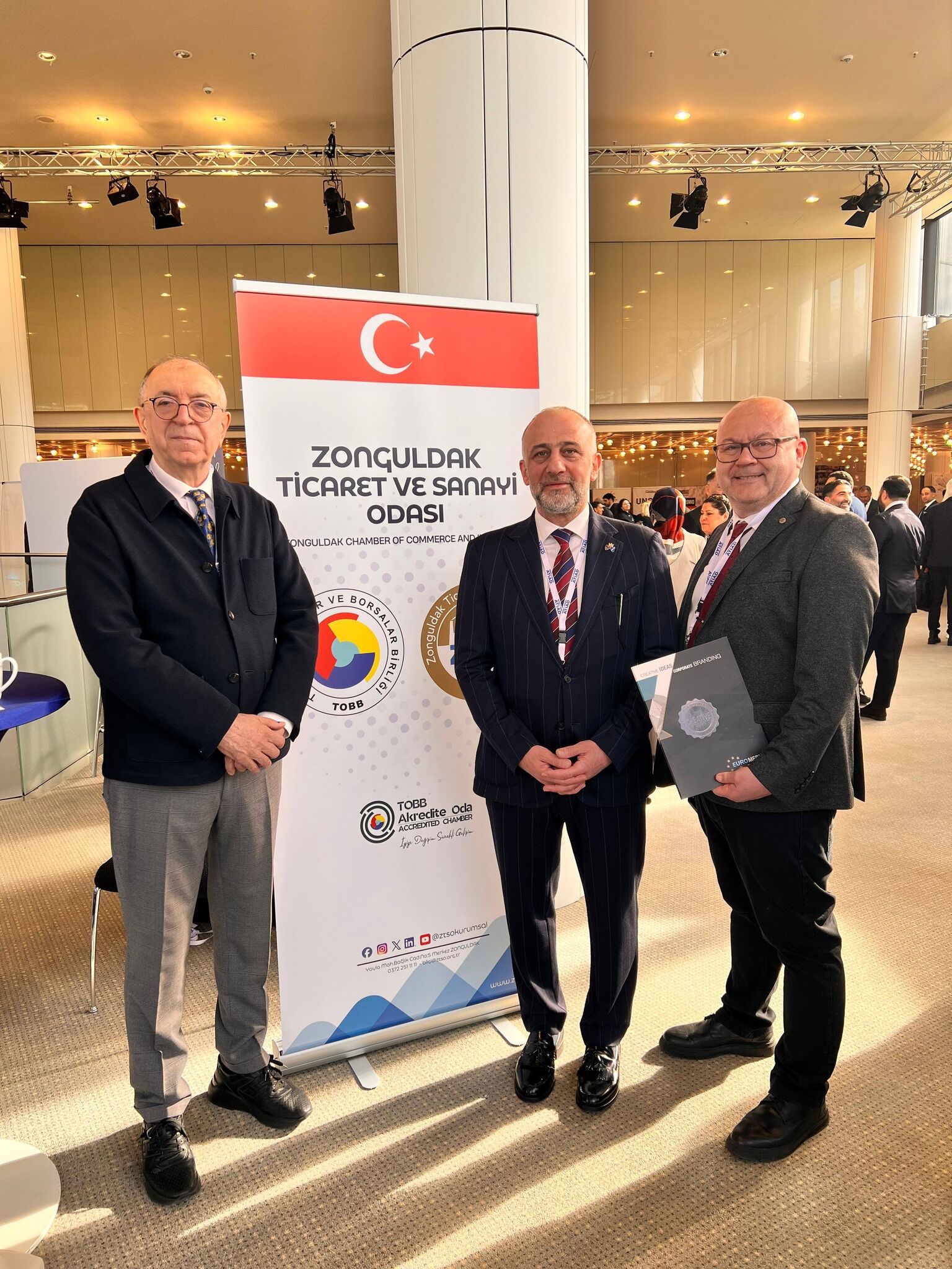 672672362 2015540039001674 9022415971381882208 N