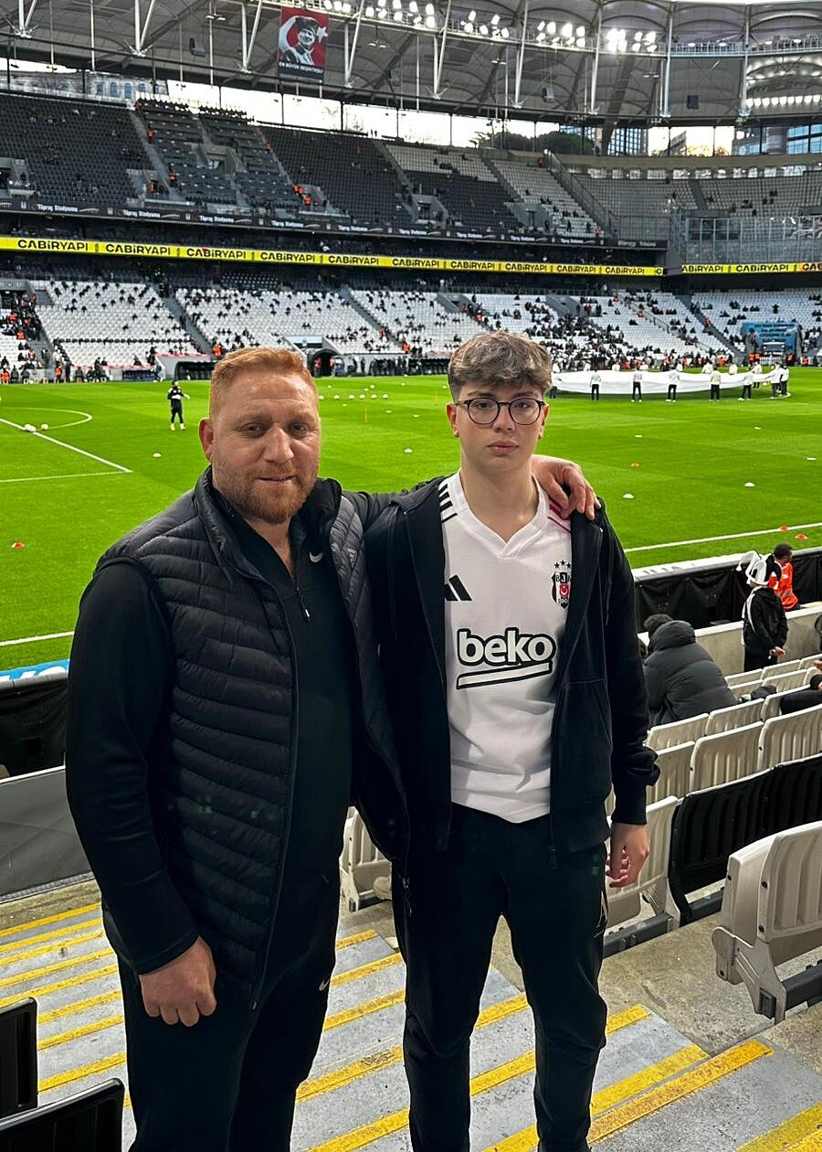 68C2F983 E0Fe 421F A522 9D82400Ce981